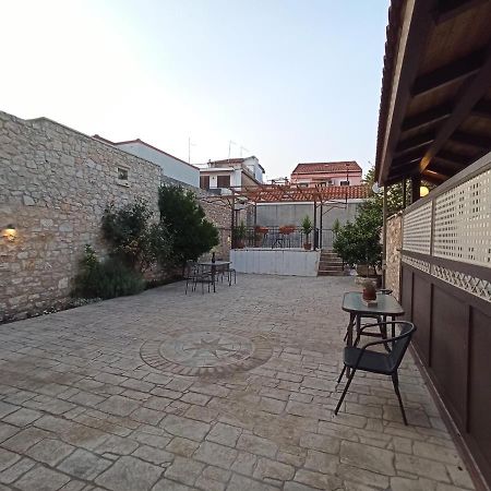 To Agioklima Hotel Ioannina Buitenkant foto